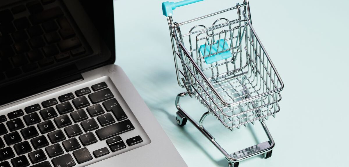 7 Label Design Mistakes That Kill Personal Care Product Sales